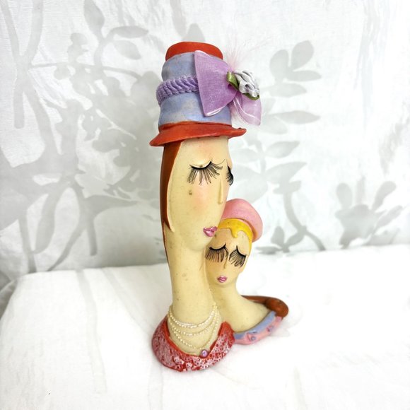 Mother and Daughter Resin Bust 6" tall - Picture 3 of 9